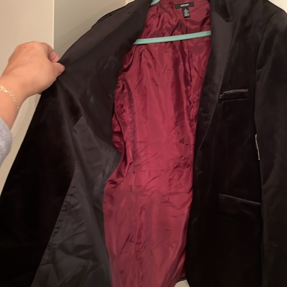 ALFANI VELVET JACKET - Picture 10 of 11